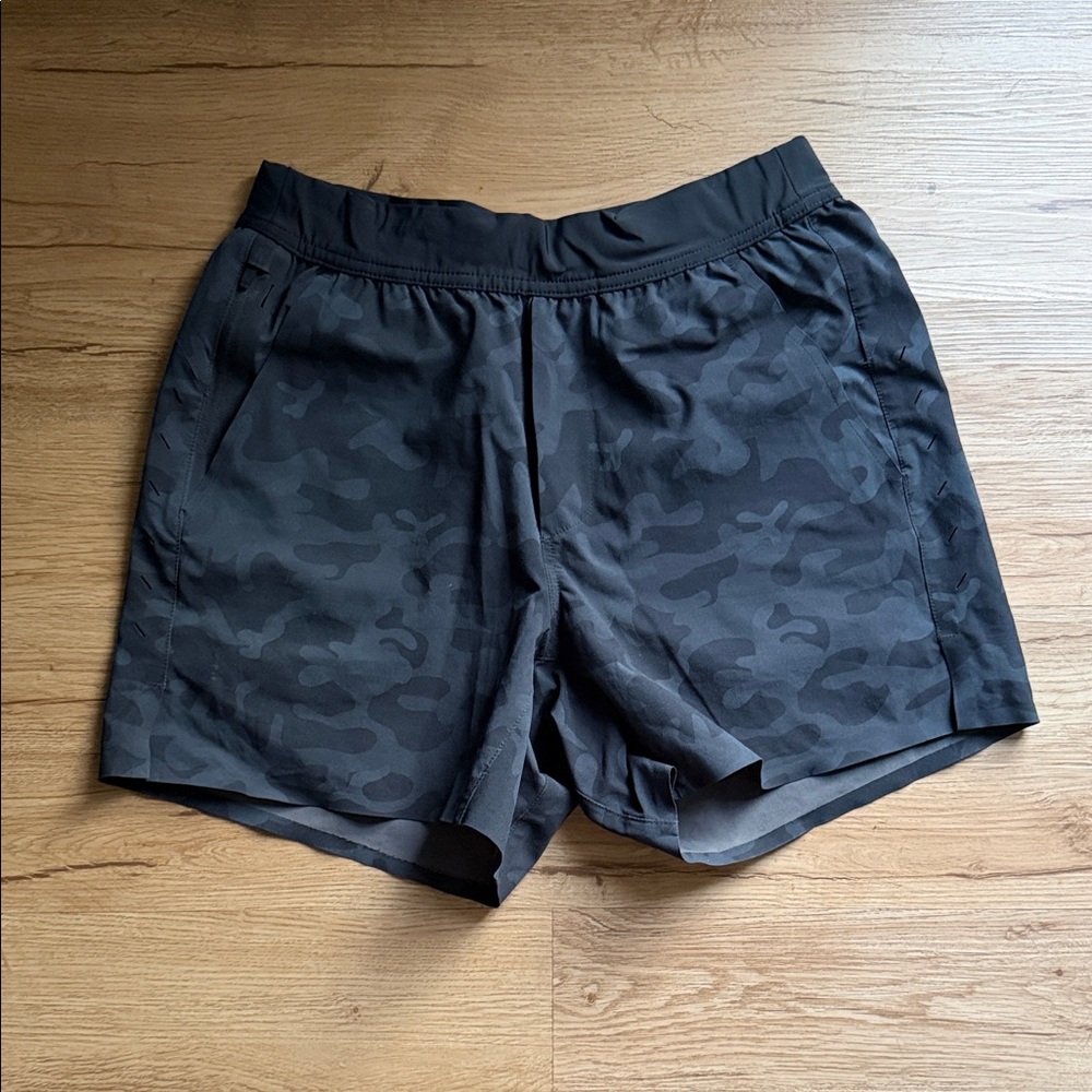 Ten Thousand Men's Black Camo Shorts linerless 7”